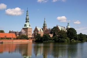 Autopůjčovna Hillerød