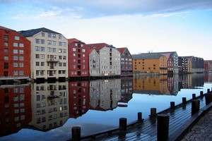 Půjčovna aut Trondheim ✓ Naše nabídky na pronájem vozu zahrnují pojištění ✓ a neomezený počet ujetých kilometrů ✓ Porovnej ceny a najdi levnou autopůjčovnu.
